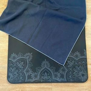 Prana yoga towel 🩶🧘🏻‍♀️